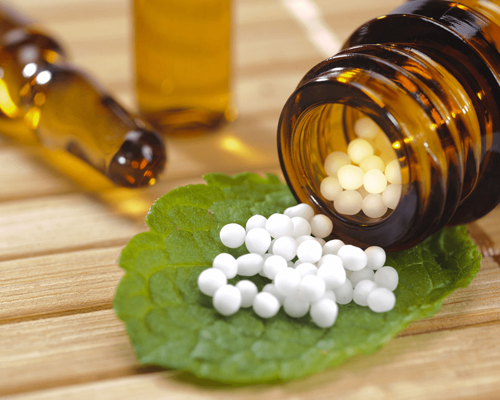 About Dr. Mana Yadav – Homeopathy & Wellness